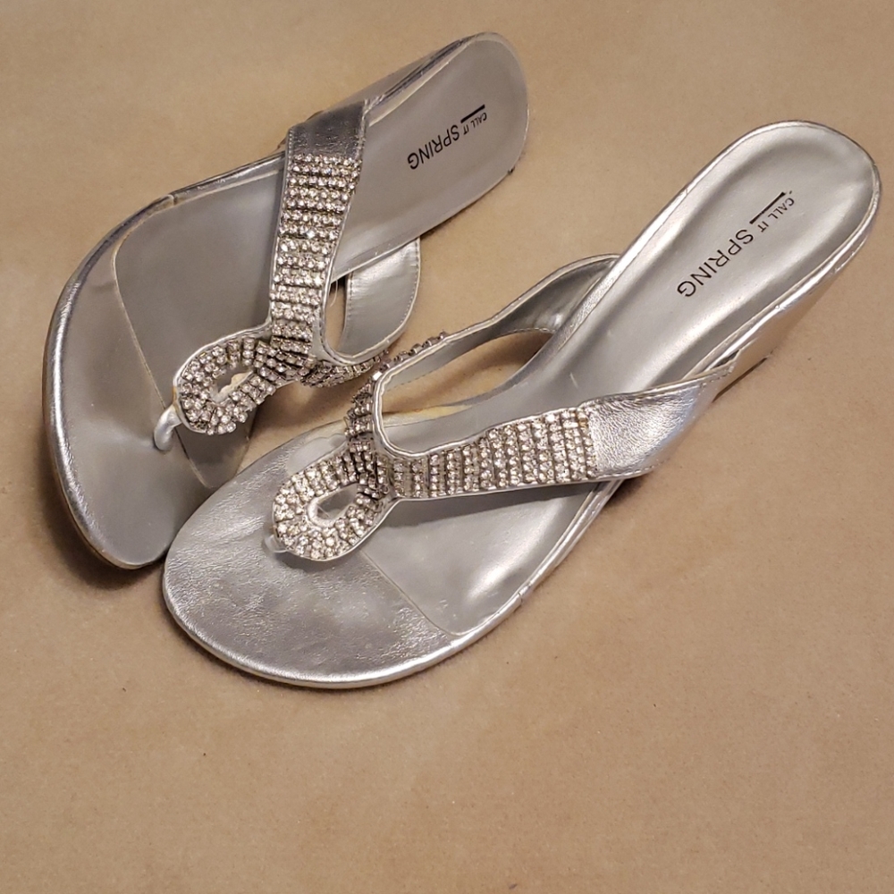 Dressy shoes